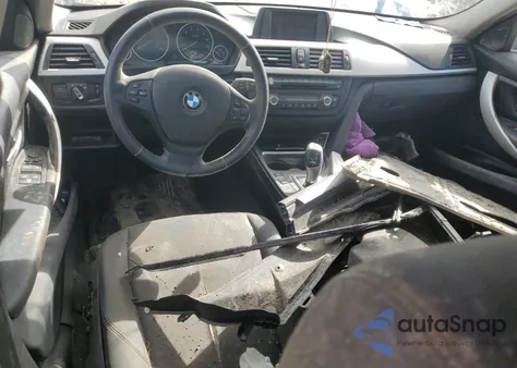 2013 BMW 328 Xi z USA, uszkodzony, nr VIN WBA3B3C5XDF541704